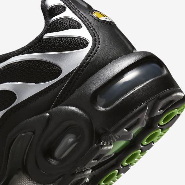 Nike Air Max Plus Older Sneakers Kinder Schwarz Grün Metal Silber Schwarz | NK503OVG