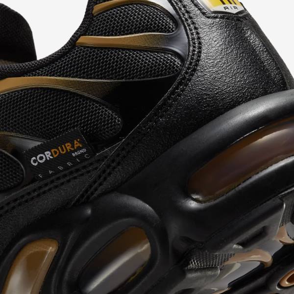 Nike Air Max Plus Sneakers Herren Schwarz Braun Gold | NK035GBC