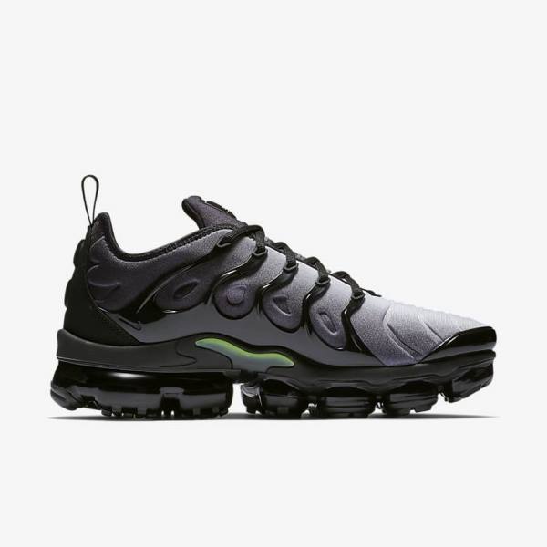 Nike Air VaporMax Plus Sneakers Herren Schwarz Weiß | NK732ZBK