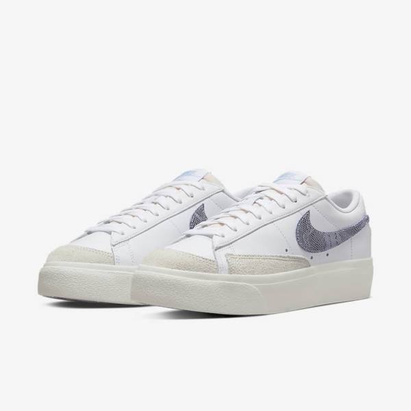 Nike Blazer Low Plattform Sneakers Damen Weiß Hellblau | NK041JWU